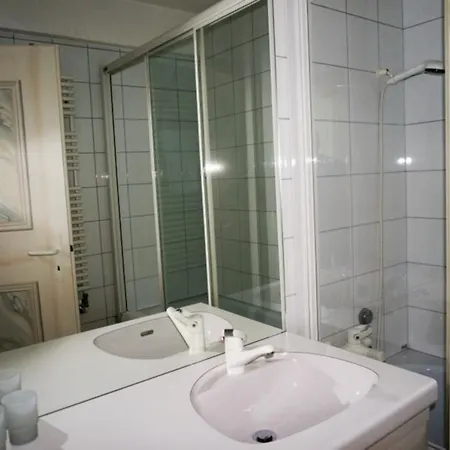 Paradies شقة أروسا